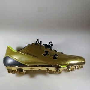 ua speedform football cleats
